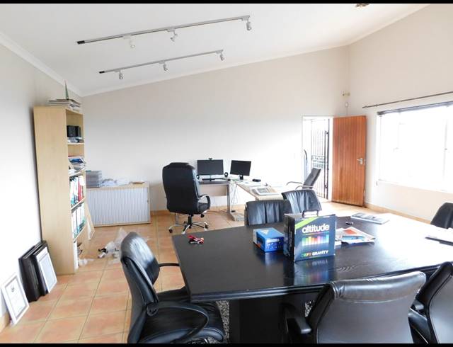 640M² WORKSHOP FOR SALE IN KENSINGTON B